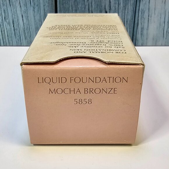 Mary Kay Day Radiance Liquid Foundation - Mocha Bronze #5858 - NIB Old Stock - Picture 6 of 8